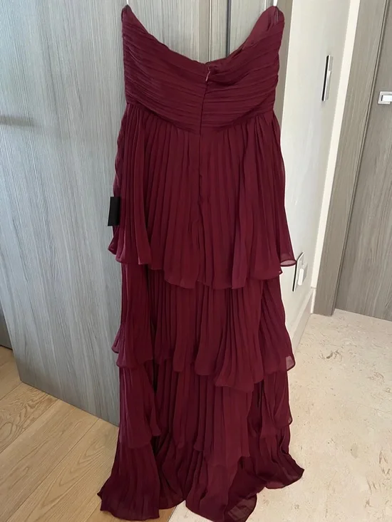 NWT LULU'S Seriously Sensational tiered strapless maxi dress plum - Picture 4 of 11